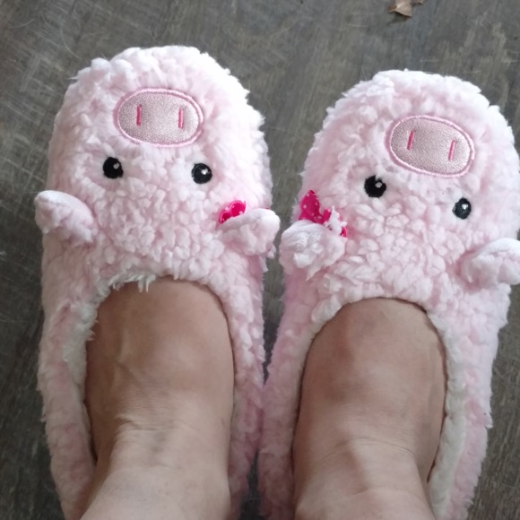 Meet your Posher, Monica - Picture 1 of 1